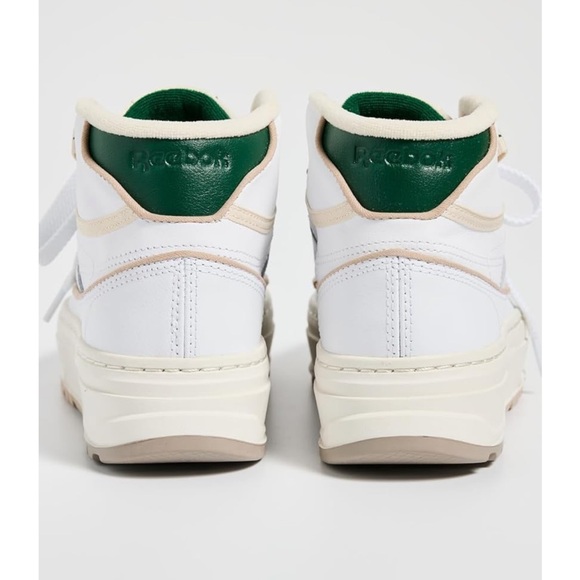 Reebok Wo Club C Geo Mid Sneaker - Picture 2 of 12